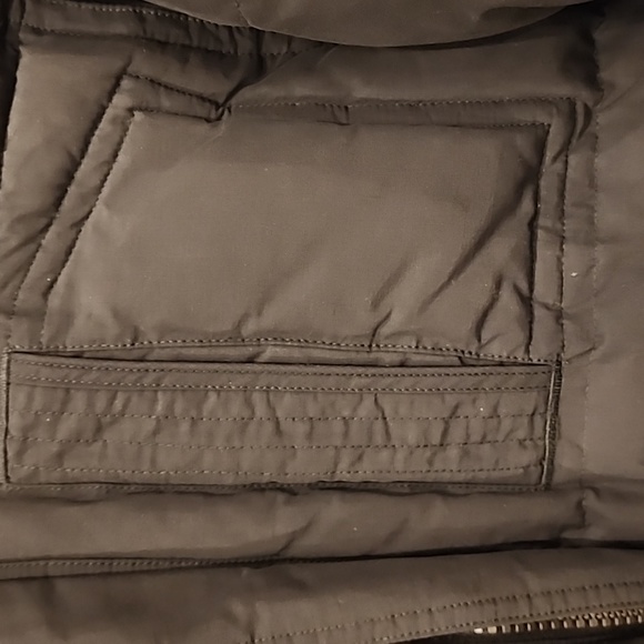 Levis Puffer coat with hood - Picture 6 of 14